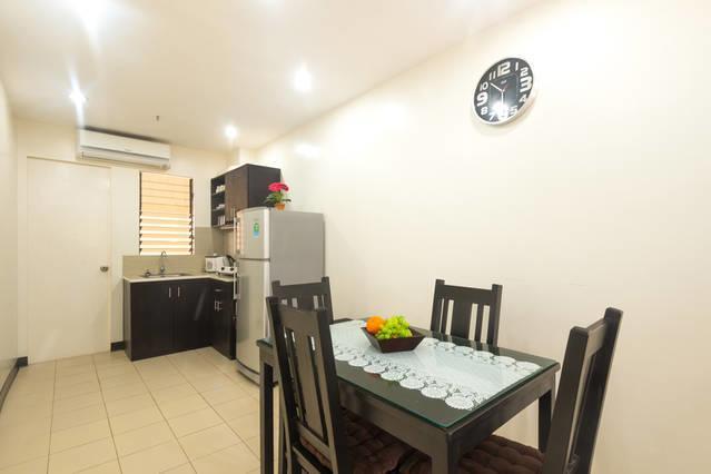 Strawberry Residences Cebu Buitenkant foto