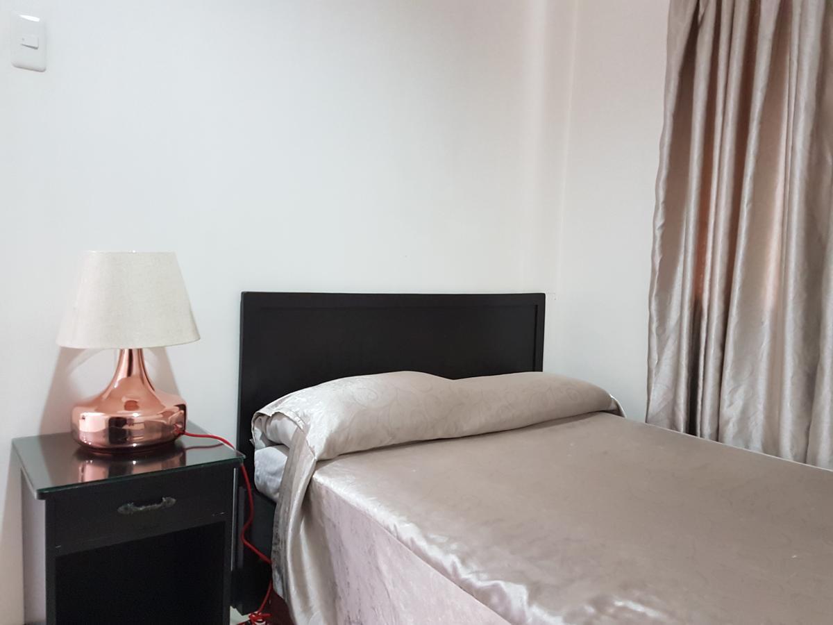 Strawberry Residences Cebu Buitenkant foto